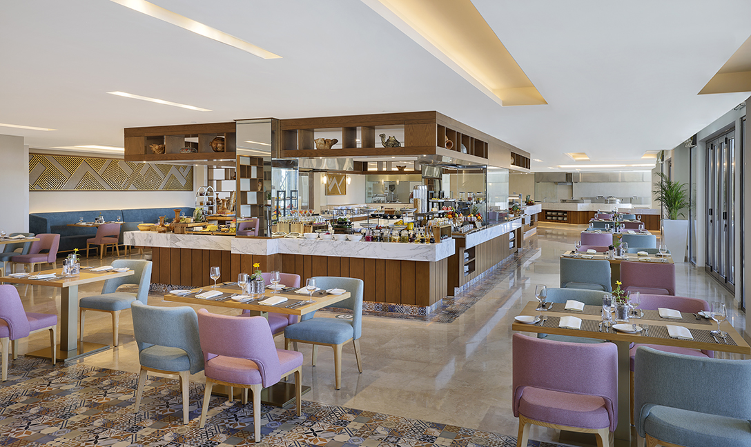 Veranda Restaurant buffet and dining room at dusitD2 Naseem Resort Jabal Akhdar